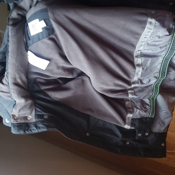 GAP puffer coat - Picture 3 of 6